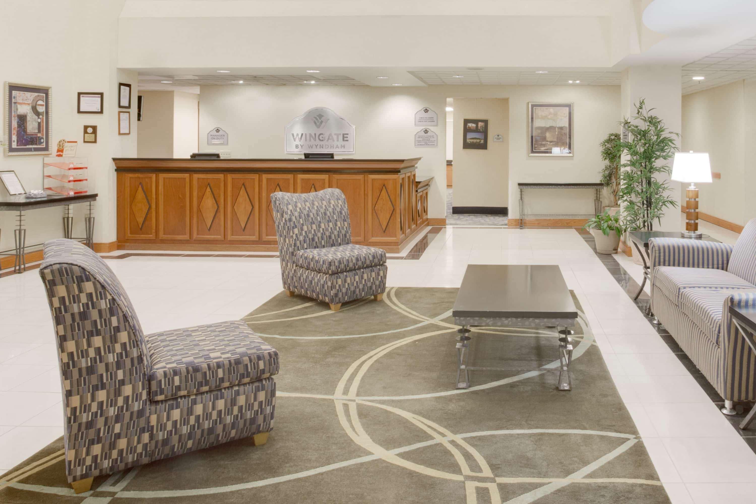 Wingate By Wyndham Bridgeport Clarksburg Hotel Екстериор снимка