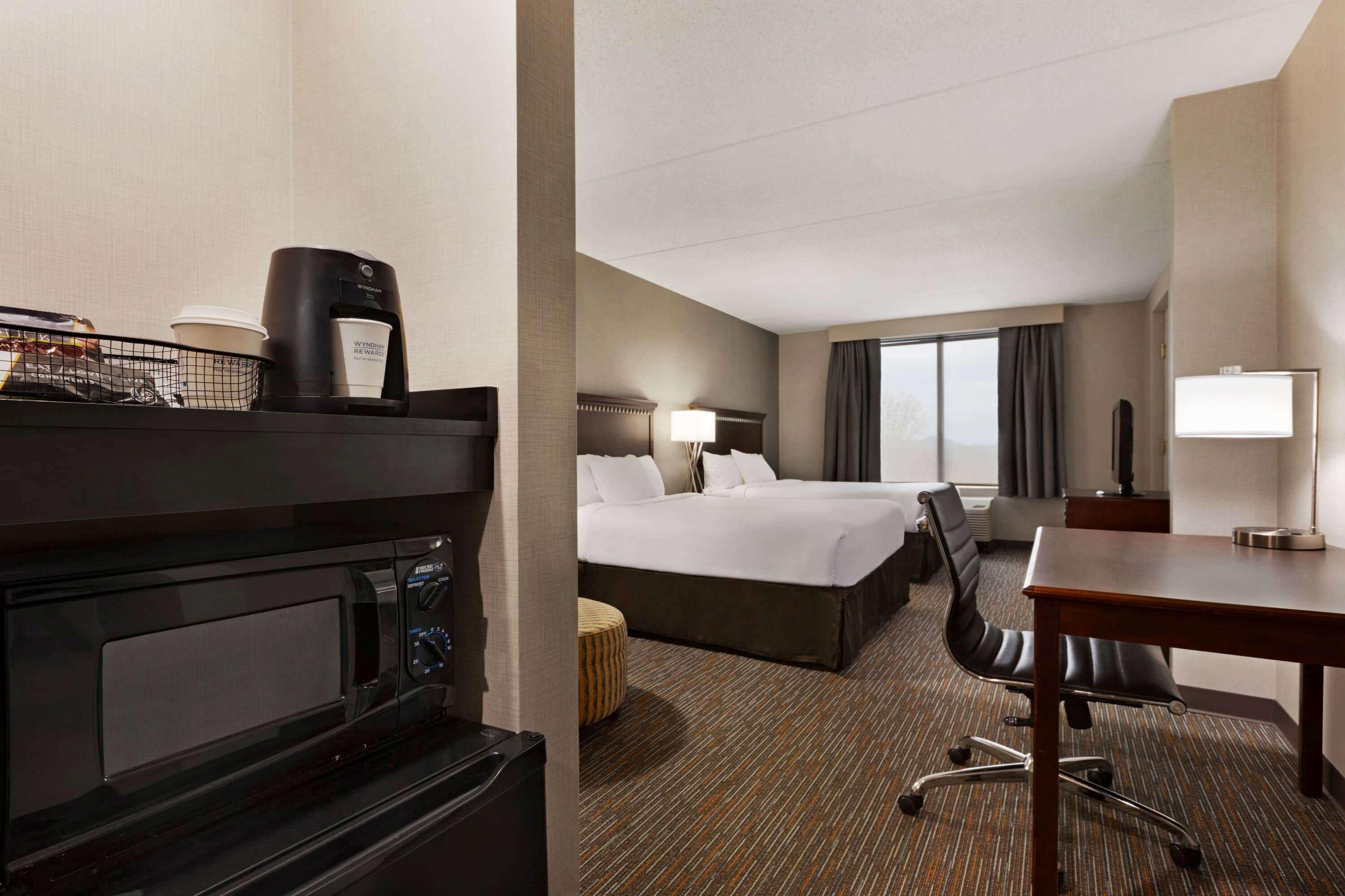 Wingate By Wyndham Bridgeport Clarksburg Hotel Екстериор снимка