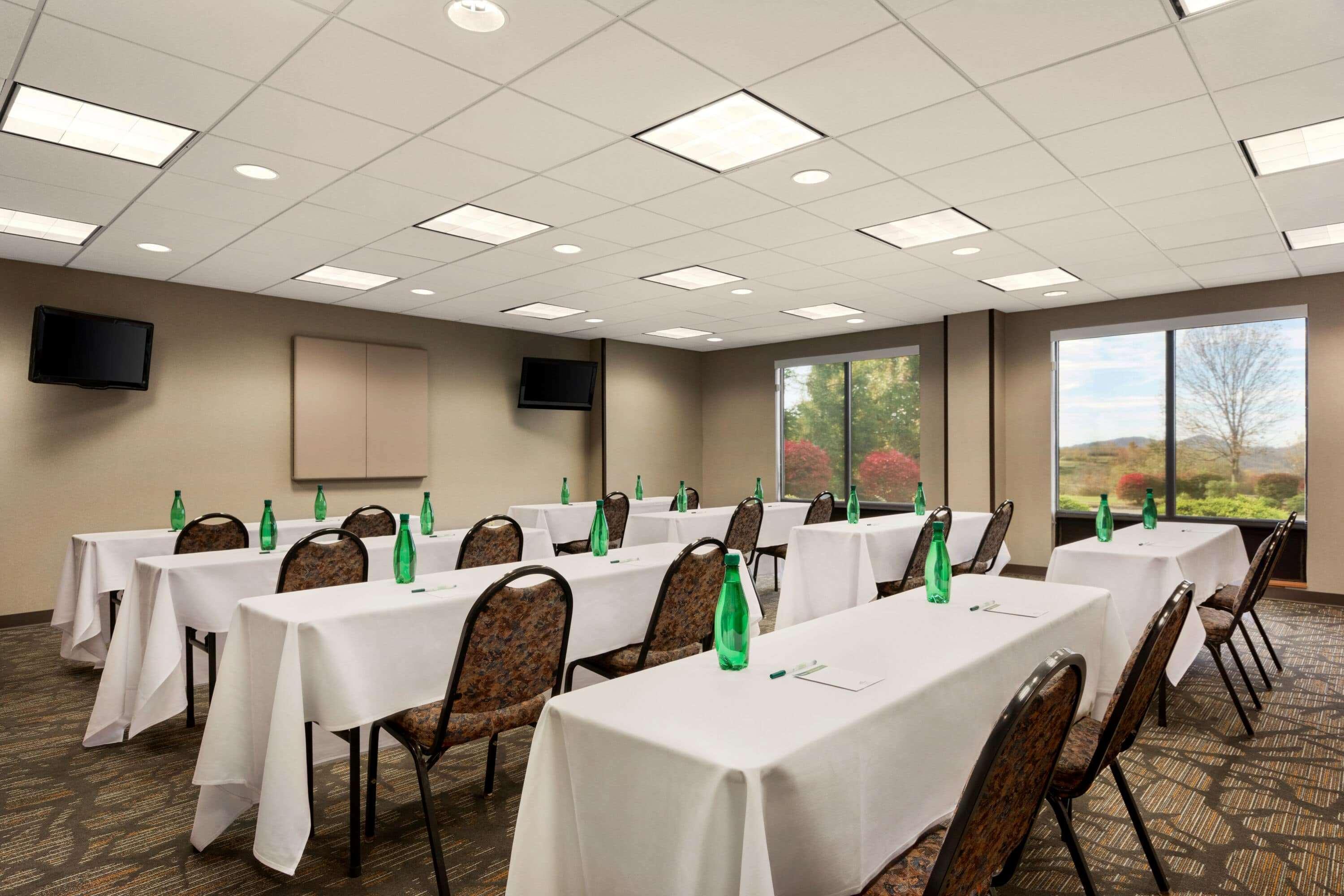 Wingate By Wyndham Bridgeport Clarksburg Hotel Екстериор снимка
