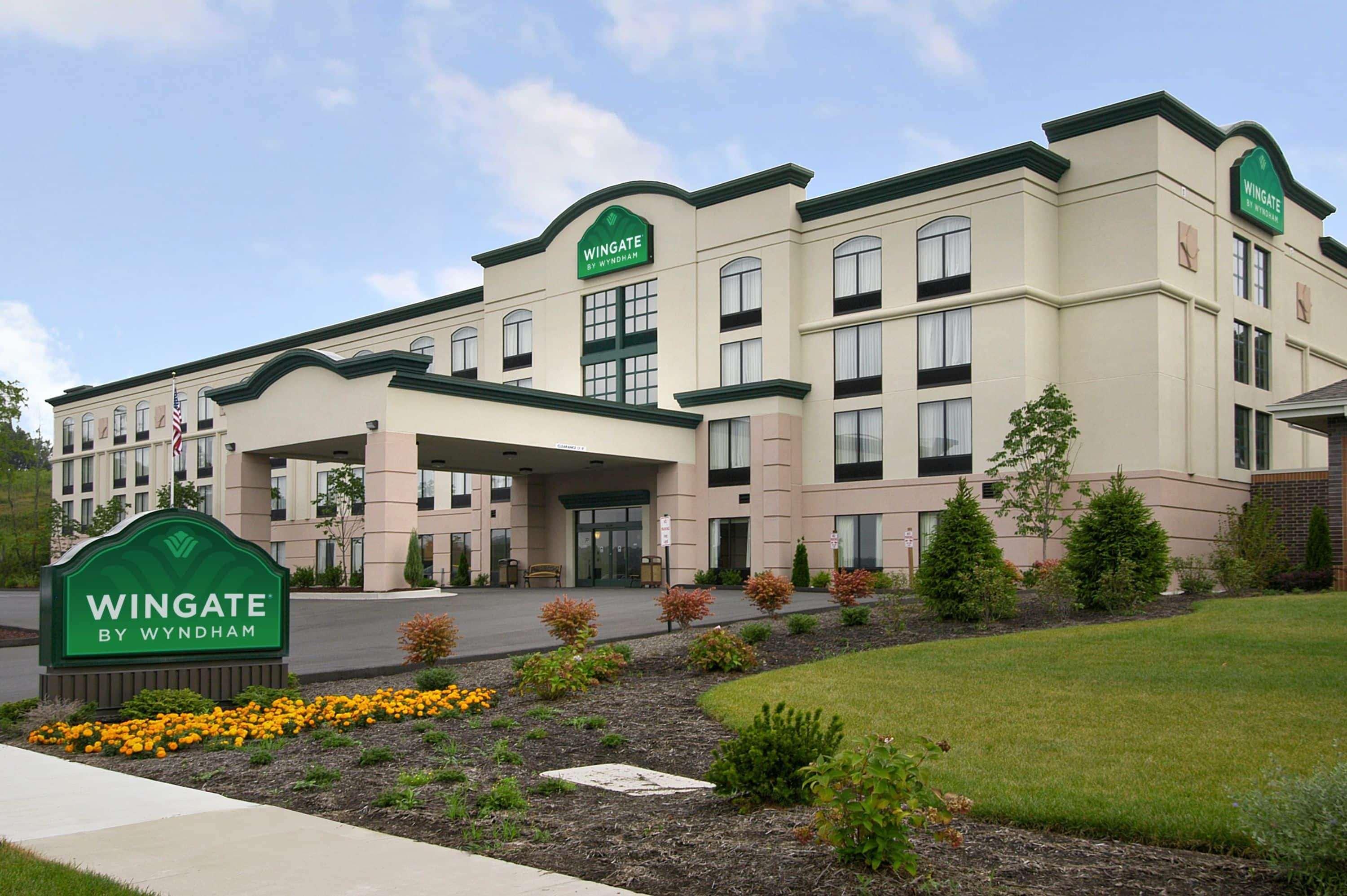 Wingate By Wyndham Bridgeport Clarksburg Hotel Екстериор снимка