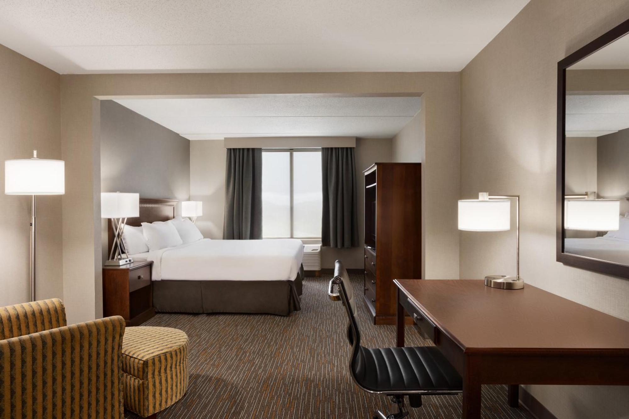 Wingate By Wyndham Bridgeport Clarksburg Hotel Екстериор снимка